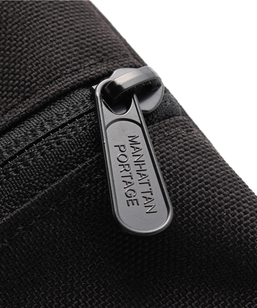 X-girl（エックスガール）の「MP1085（クラッチバッグ・レディース・レッド/カモフラージュ/ブラック・ONE SIZE）」の6枚目の写真