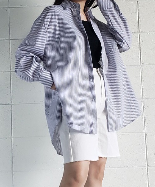 me+em select(ミームセレクト)の「※※【 無地 / ストライプ 】変形バックスリットBIGシャツ(シャツ/ブラウス・レディース・ホワイト/ブラック/ネイビー/グレー/ブラック系その他・FREE)」の12枚目の写真