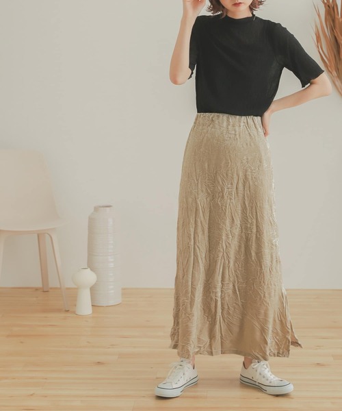 SENSE OF PLACE by URBAN RESEARCH(センスオブプレイスバイアーバンリサーチ)の「クラッシュベロアロングスカート(スカート・レディース・ブラウン/ベージュ/マスタード・ONE)」の3枚目の写真