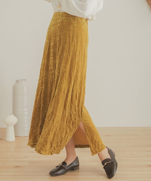 SENSE OF PLACE by URBAN RESEARCH(センスオブプレイスバイアーバンリサーチ)の「クラッシュベロアロングスカート(スカート・レディース・ブラウン/ベージュ/マスタード・ONE)」の5枚目の写真