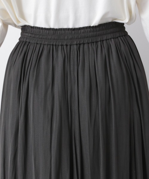 GLOBAL WORK（グローバルワーク）の「サラサラサテンフレアスカート/959748（スカート・レディース・チャコールグレー/その他/ダークグレー/グレー系その他/グリーン系その他6・FREE）」の15枚目の写真