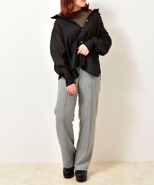 MAJESTIC LEGON（マジェスティックレゴン）の「タンクセットエアリーシャツ（シャツ/ブラウス・レディース・ブラック/グレー/アイボリー・MEDIUM）」の6枚目の写真