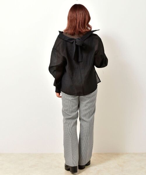 MAJESTIC LEGON（マジェスティックレゴン）の「タンクセットエアリーシャツ（シャツ/ブラウス・レディース・ブラック/グレー/アイボリー・MEDIUM）」の21枚目の写真