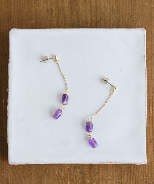 KATHARINE ROSS（キャサリンロス）の「【KATHARINE ROSS】天然石 ハーモニーカラーズピアス（ピアス（両耳用）・レディース・パープル/ホワイト・MEDIUM）」の2枚目の写真