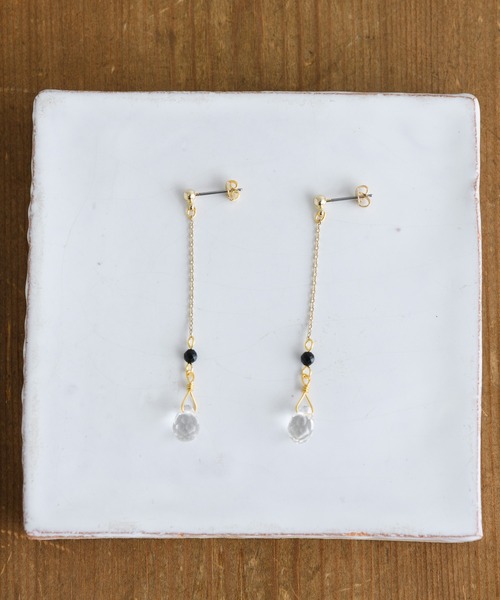 KATHARINE ROSS（キャサリンロス）の「【KATHARINE ROSS】天然石 ハーモニーカラーズピアス（ピアス（両耳用）・レディース・パープル/ホワイト・MEDIUM）」の4枚目の写真