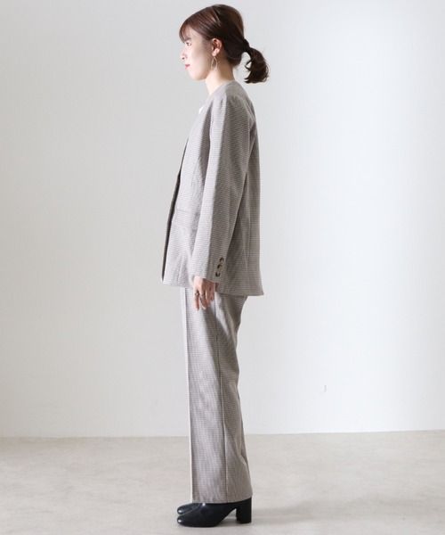 Cheek(チーク)の「チェックダブルブレストノーカラージャケット(ノーカラージャケット・レディース・ベージュ・MEDIUM)」の18枚目の写真