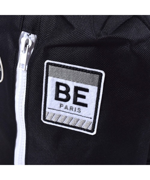 BeBe(ベベ)の「BeBe/ワッペン縦ジップサイドポケットリュック(S~M)(バックパック/リュック・キッズ・ブルー/ブラック・MEDIUM/SMALL)」の10枚目の写真