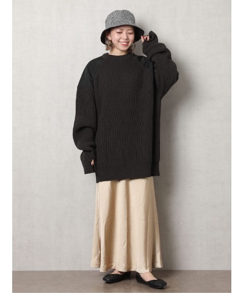 FREAK'S STORE（フリークスストア）の「▽【WEB限定】サテンマーメイドスカート（スカート・レディース・ゴールド/ブラック/ブラウン/グリーン・ﾌﾘ-）」の5枚目の写真