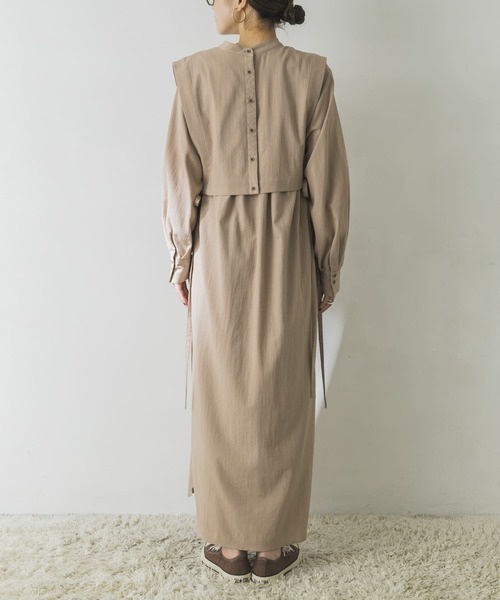 URBAN RESEARCH（アーバンリサーチ）の「【低身長向け36サイズあり】レイヤードシャツワンピース（ワンピース・レディース・ブラック/オフホワイト/ブルー/モカ・38/36）」の21枚目の写真