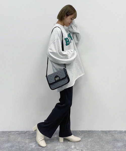 PAGEBOY（ページボーイ）の「カレッジロゴウラケプルオーバー