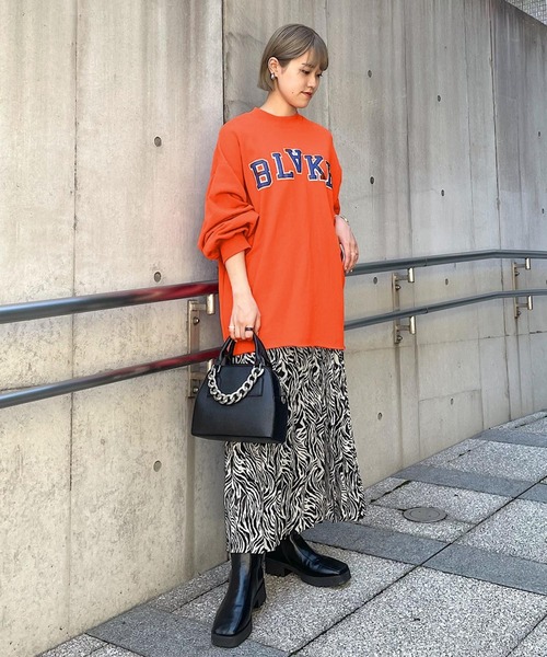 PAGEBOY（ページボーイ）の「カレッジロゴウラケプルオーバー（スウェット・レディース・ライトグレー/ブラック/オレンジ・FREE）」の12枚目の写真