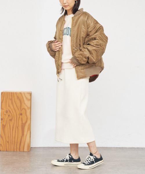 BONbazaar（ボンバザール）の「裏毛プリントスウェット（スウェット・レディース・チャコールグレー/アイボリー/レッド・FREE）」の17枚目の写真