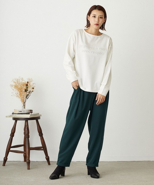 NICOLE white(ニコルホワイト)の「エンボスプリントTEE(Tシャツ/カットソー・レディース・オフホワイト/ライトグレー/ブラック・FREE)」の5枚目の写真