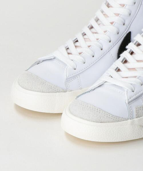 NIKE(ナイキ)の「<NIKE(ナイキ)>ウィメンズBLAZER MID77/スニーカー(スニーカー・レディース・ホワイト・23cm/23.5cm/24cm/24.5cm/25cm)」の3枚目の写真