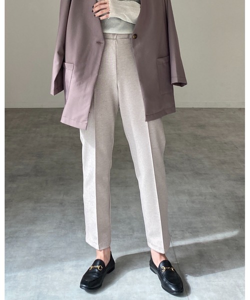 She's Closet(シーズクローゼット)の「ウールライクセンターシームラインあったかテーパードパンツ(その他パンツ・レディース・アイボリー/ブラウン/グレイッシュベージュ/カーキ/ボルドー/ダークブルー/スモークピンク/キャメル/ベージュ系その他/ブラック・FREE)」の6枚目の写真