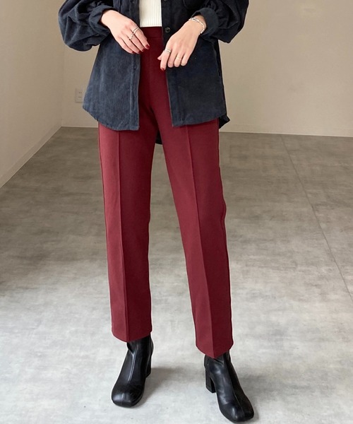 She's Closet(シーズクローゼット)の「ウールライクセンターシームラインあったかテーパードパンツ(その他パンツ・レディース・アイボリー/ブラウン/グレイッシュベージュ/カーキ/ボルドー/ダークブルー/スモークピンク/キャメル/ベージュ系その他/ブラック・FREE)」の1枚目の写真