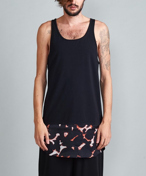 NO ID.（ノーアイディ）の「【NO ID.】Switching Hemline Long Tank Top / スイッチング ヘムライン ロング タンクトップ（タンクトップ・メンズ・ブラック/レッド/グリーン/マスタード・ONE SIZE）」の20枚目の写真