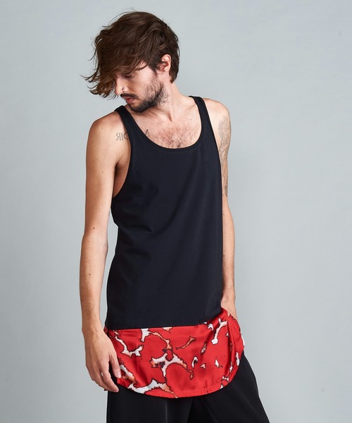 NO ID.（ノーアイディ）の「【NO ID.】Switching Hemline Long Tank Top / スイッチング ヘムライン ロング タンクトップ（タンクトップ・メンズ・ブラック/レッド/グリーン/マスタード・ONE SIZE）」の21枚目の写真