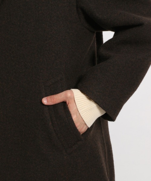 niko and...（ニコアンド）の「PEネップ起毛コート（チェスターコート・メンズ・ブラウン/ライトブラウン/ダークグレー/スモーク・MEDIUM/LARGE）」の19枚目の写真
