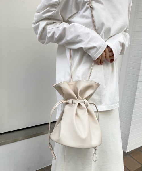 DouDou（ドゥドゥ）の「ドロストショルダー（ショルダーバッグ・レディース・ベージュ/グリーン・FREE）」の6枚目の写真