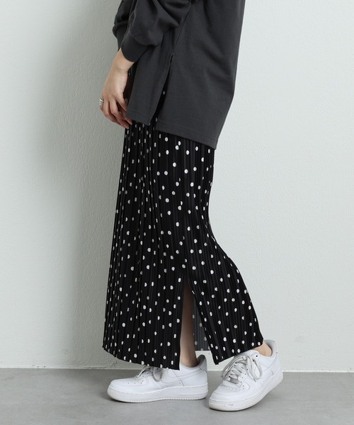 CIAOPANIC TYPY（チャオパニックティピー）の「カットプリーツIラインスカート（スカート・レディース・ブラック/カーキ/アイボリー/ブラック系その他/バイオレット/グリーン/ピンク・ONE SIZE）」の8枚目の写真