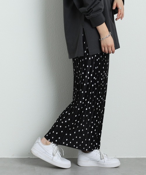 CIAOPANIC TYPY（チャオパニックティピー）の「カットプリーツIラインスカート（スカート・レディース・ブラック/カーキ/アイボリー/ブラック系その他/バイオレット/グリーン/ピンク・ONE SIZE）」の11枚目の写真