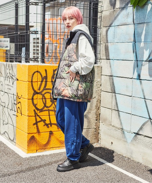 THE STANDARD（ザスタンダード）の「WEGO/【セットアップ対応商品】スタンダードスウェットパンツ（スウェットパンツ・メンズ・ネイビー/グリーン/オレンジ/オフホワイト/杢グレー/ブラック・MEDIUM/SMALL/LARGE）」の19枚目の写真