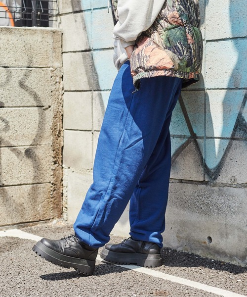 THE STANDARD（ザスタンダード）の「WEGO/【セットアップ対応商品】スタンダードスウェットパンツ（スウェットパンツ・メンズ・ネイビー/グリーン/オレンジ/オフホワイト/杢グレー/ブラック・MEDIUM/SMALL/LARGE）」の21枚目の写真