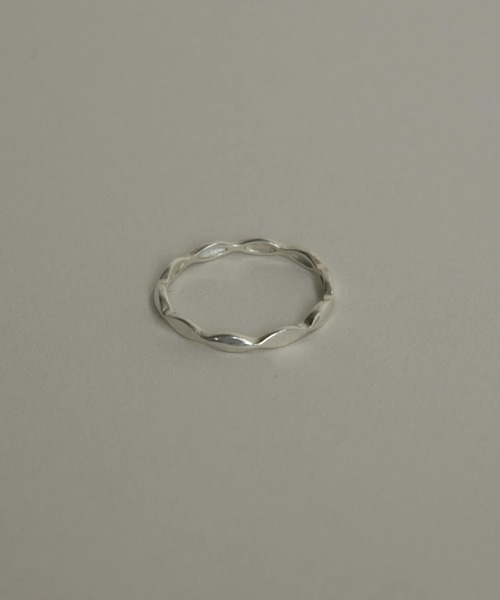 SMELLY(スメリー)の「silver925ナミナミスリムリング(リング・レディース・ゴールド/シルバー・-)」の1枚目の写真