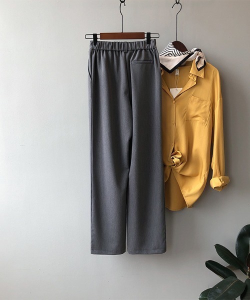 by muni:r（バイ ムニール）の「ピンタックポケットポイントワイドスラックス（スラックス・レディース・ブラック/グレー・SMALL/MEDIUM）」の7枚目の写真