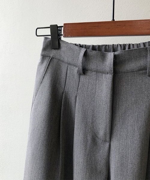 by muni:r（バイ ムニール）の「ピンタックポケットポイントワイドスラックス（スラックス・レディース・ブラック/グレー・SMALL/MEDIUM）」の11枚目の写真