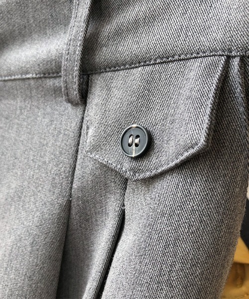 by muni:r（バイ ムニール）の「ピンタックポケットポイントワイドスラックス（スラックス・レディース・ブラック/グレー・SMALL/MEDIUM）」の12枚目の写真
