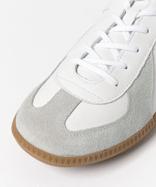 SENSE OF PLACE by URBAN RESEARCH(センスオブプレイスバイアーバンリサーチ)の「ジャーマントレーナー(スニーカー・メンズ・ホワイト・SMALL/MEDIUM/LARGE)」の9枚目の写真