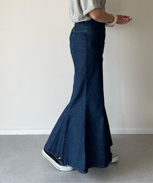 y/m by misato（イムバイミサト）の「デニムマーメイドスカート（スカート・レディース・ブラック/ブルー・FREE）」の5枚目の写真