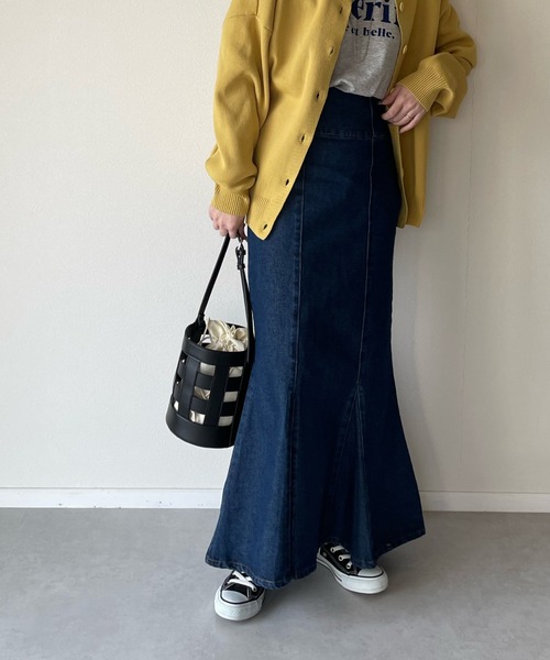 y/m by misato（イムバイミサト）の「デニムマーメイドスカート（スカート・レディース・ブラック/ブルー・FREE）」の13枚目の写真