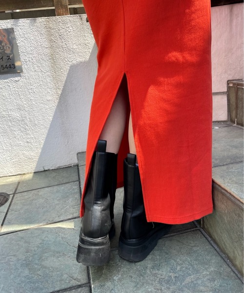 WHO'S WHO gallery(フーズフーギャラリー)の「リブナローキャミワンピース(ワンピース・レディース・オレンジ/サックスブルー/ブラック/オフホワイト/トップグレー・FREE)」の14枚目の写真