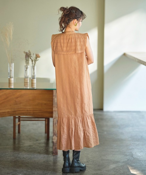 GeeRA(ジーラ)の「コットンセーラーカラーワンピース(ワンピース・レディース・ブラック/キャメル・MEDIUM/LARGE/X-LARGE)」の14枚目の写真