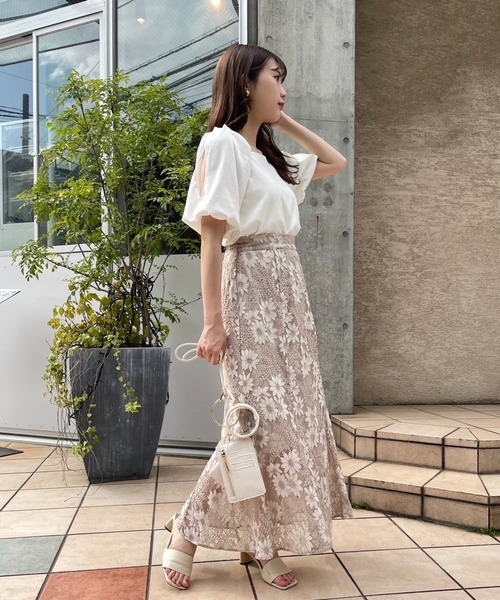 one after another NICE CLAUP（ワンアフターアナザーナイスクラップ）の「着回し優秀　バルーンテレコトップス（Tシャツ/カットソー・レディース・ブラック/ブラウン/オフホワイト/モカ・FREE）」の8枚目の写真