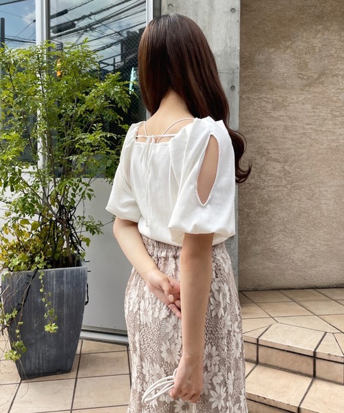 one after another NICE CLAUP（ワンアフターアナザーナイスクラップ）の「着回し優秀　バルーンテレコトップス（Tシャツ/カットソー・レディース・ブラック/ブラウン/オフホワイト/モカ・FREE）」の22枚目の写真