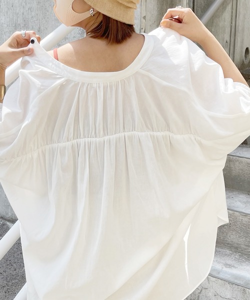 Shelly island（シェリーアイランド）の「バックギャザービッグシャツ（シャツ/ブラウス・レディース・ホワイト・FREE/M）」の9枚目の写真