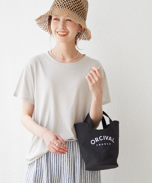 SLOBE IENA(スローブイエナ)の「SLOBEベーシックTシャツM(Tシャツ/カットソー・レディース・ブラウン/カーキ/イエロー/グリーン/グレー系その他/ピンク系その他・FREE)」の2枚目の写真