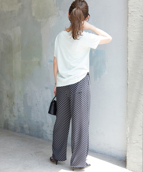 SLOBE IENA(スローブイエナ)の「SLOBEベーシックTシャツM(Tシャツ/カットソー・レディース・ブラウン/カーキ/イエロー/グリーン/グレー系その他/ピンク系その他・FREE)」の14枚目の写真