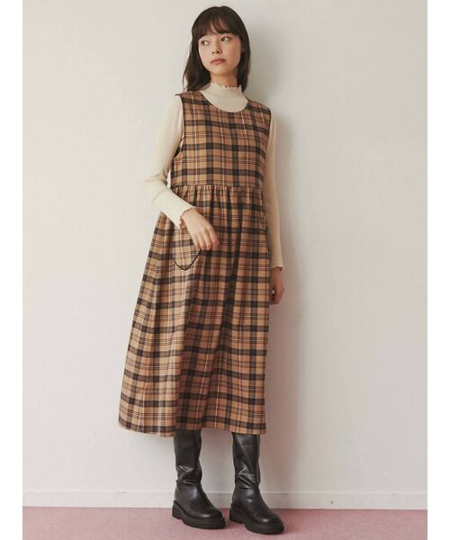merry jenny（メリージェニー）の「チェックハートポケットワンピース（ワンピース・レディース・ベージュ/ネイビー/ブラウン・FREE）」の11枚目の写真