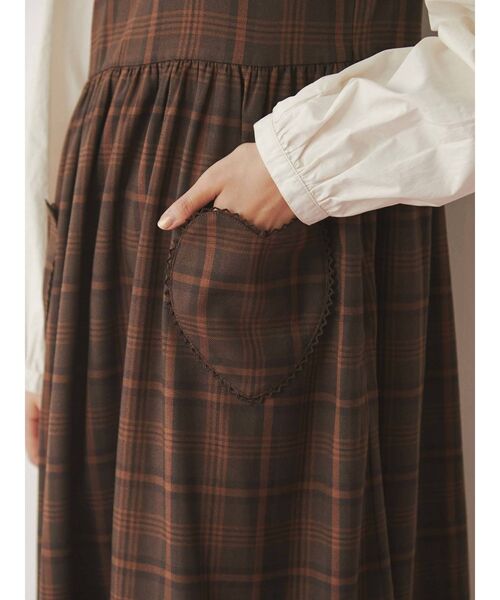 merry jenny（メリージェニー）の「チェックハートポケットワンピース（ワンピース・レディース・ベージュ/ネイビー/ブラウン・FREE）」の21枚目の写真