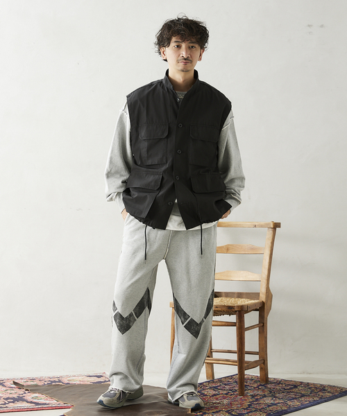 JOURNAL STANDARD relume(ジャーナルスタンダード レリューム)の「CALIFORNIA FATIGUE VEST(ベスト・メンズ・ブラック/カーキ/ナチュラル・MEDIUM/LARGE)」の14枚目の写真