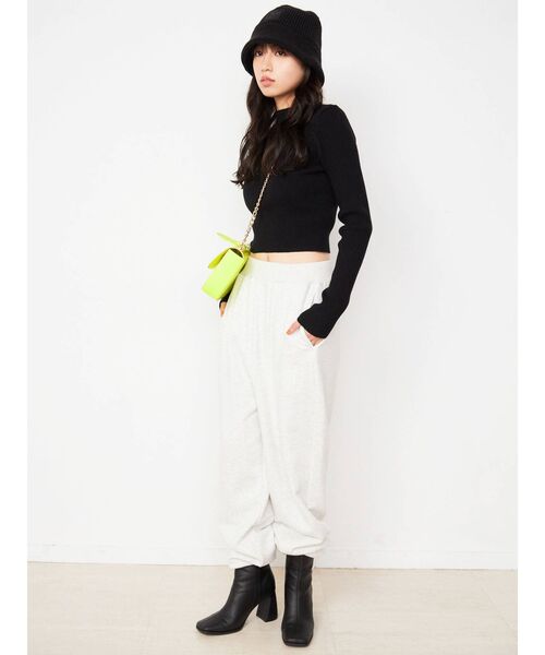 CALNAMUR（カルナムール）の「ロゴスウェットパンツ（スウェットパンツ