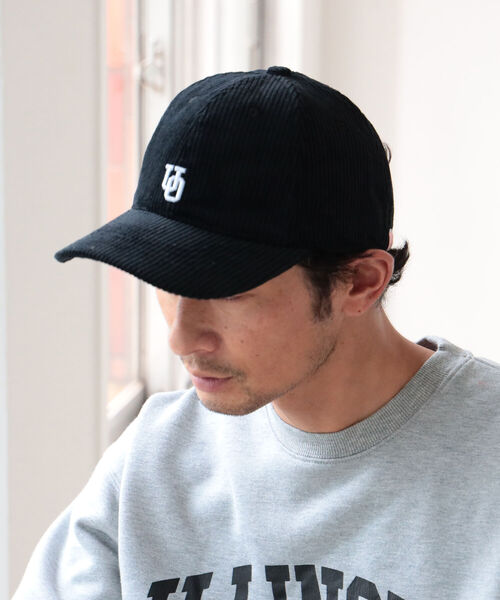 B:MING by BEAMS(ビーミングバイビームス)の「UNIVERSAL OVERALL × B:MING by BEAMS / 別注 コーデュロイ カレッジキャップ(キャップ・メンズ・マスタード/サックスブルー/ブラック・FREE)」の4枚目の写真