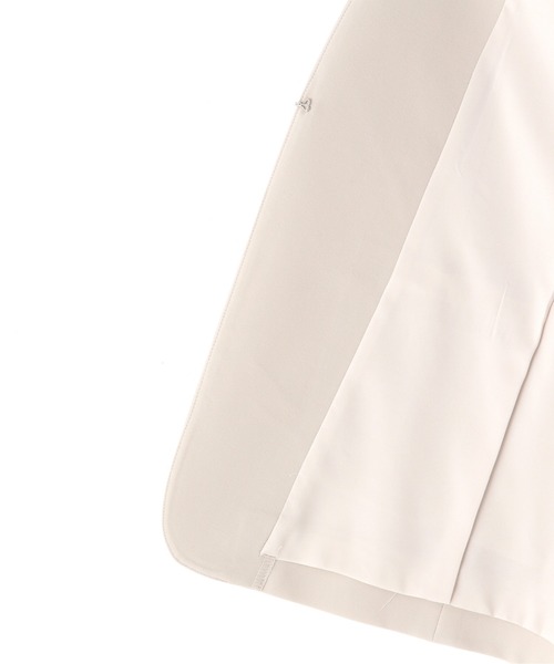 NATURAL BEAUTY BASIC(ナチュラルビューティーベーシック)の「<ステファニーセットアップ>ジャケット(ノーカラージャケット・レディース・チャコールグレー/グレイッシュベージュ・SMALL/MEDIUM/LARGE)」の21枚目の写真