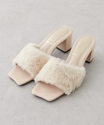 natural couture | 2022AWアイテム/今季注目の主役級アイテム ファーヒールサンダル(サンダル)