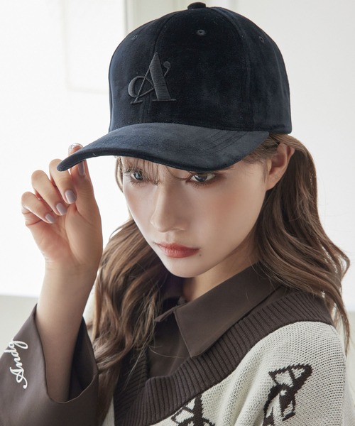 ANDGEEBEE（アンジービー）の「UNISEX ベロアロゴキャップ（キャップ・レディース・ブラック/ベージュ・FREE）」の19枚目の写真